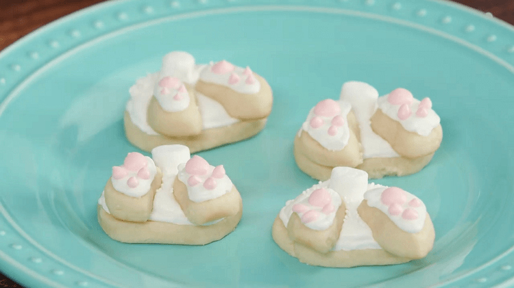 Fun Easter Bunny Butt Cookies