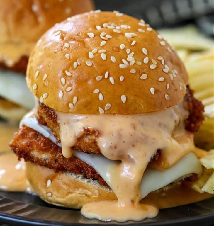 Easy Bang Bang Chicken Sliders