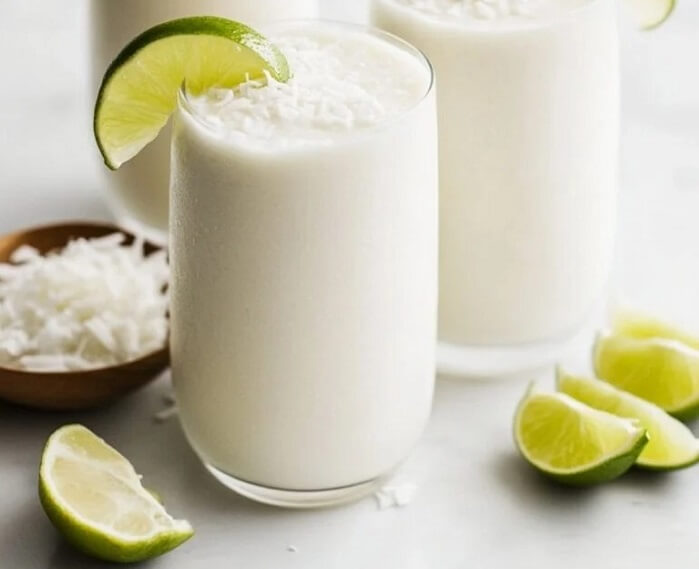 Creamy Coconut Limeade Drink from Colombia