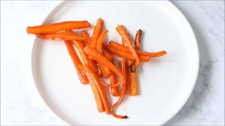 Best Roasted Carrots with Brown Sugar
