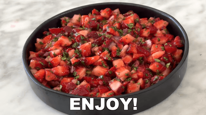 Sweet and Spicy Strawberry Salsa