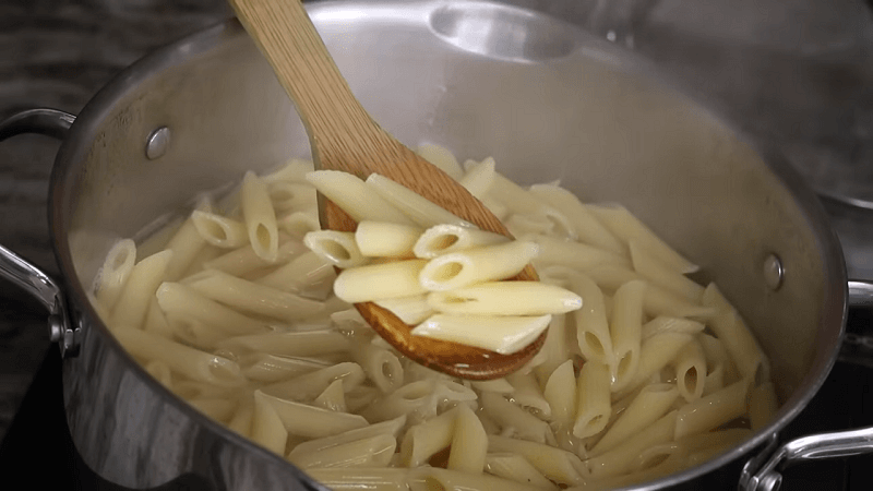 Easy Grilled Cajun Chicken Pasta with Ranch Sauce
