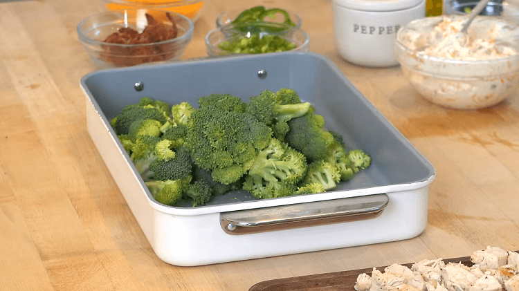 Low Carb Chicken Casserole with Broccoli
