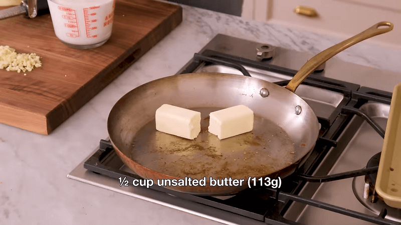 Skinny Chicken Alfredo with Zoodles or Pasta