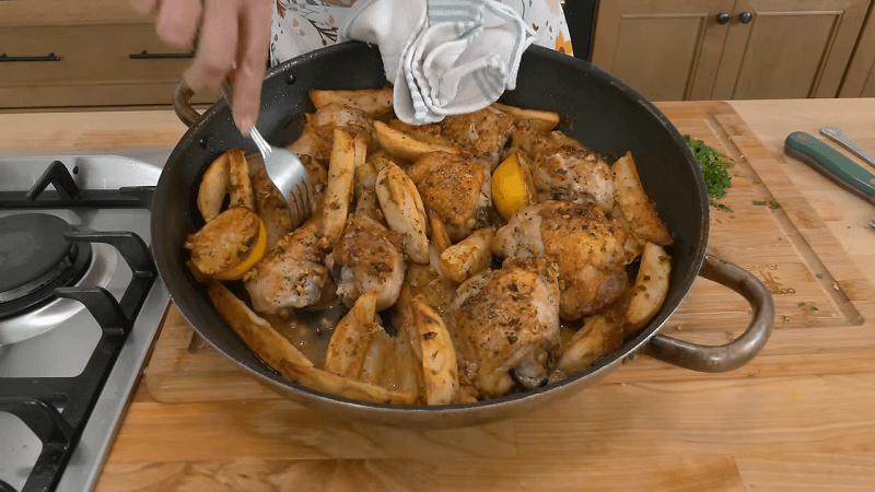 Garlic Herb Chicken and Potatoes on One Pan