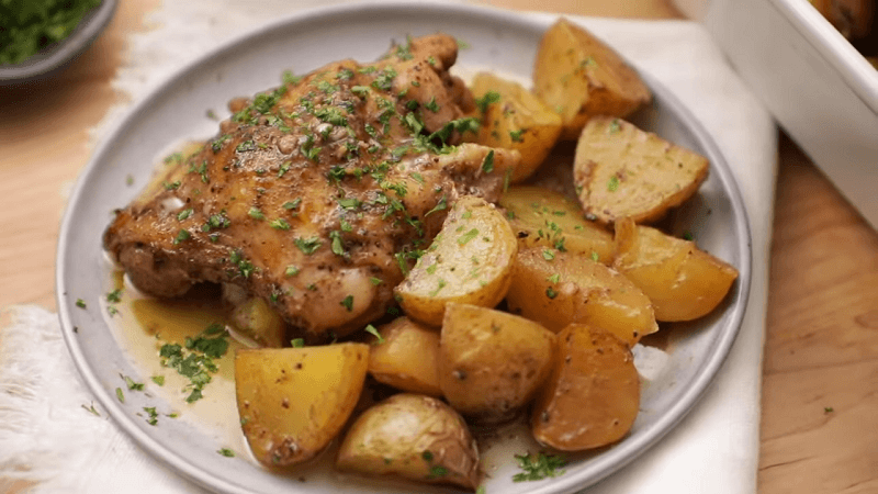 One Pan Chicken and Potatoes with Vegetables